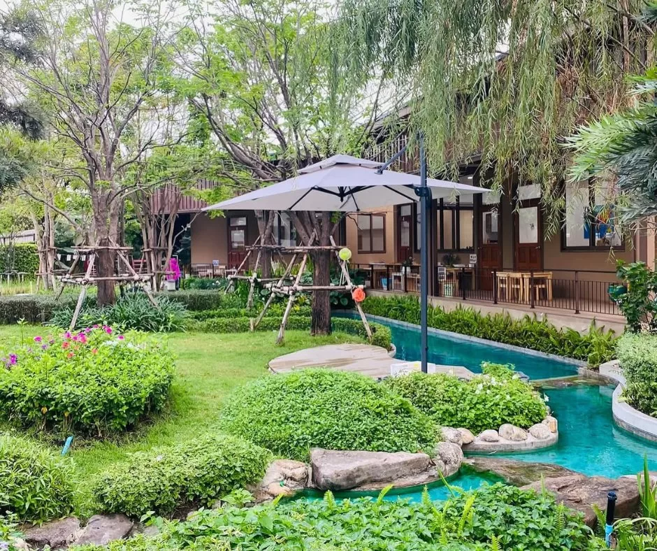 Daisy Ray Montessori School